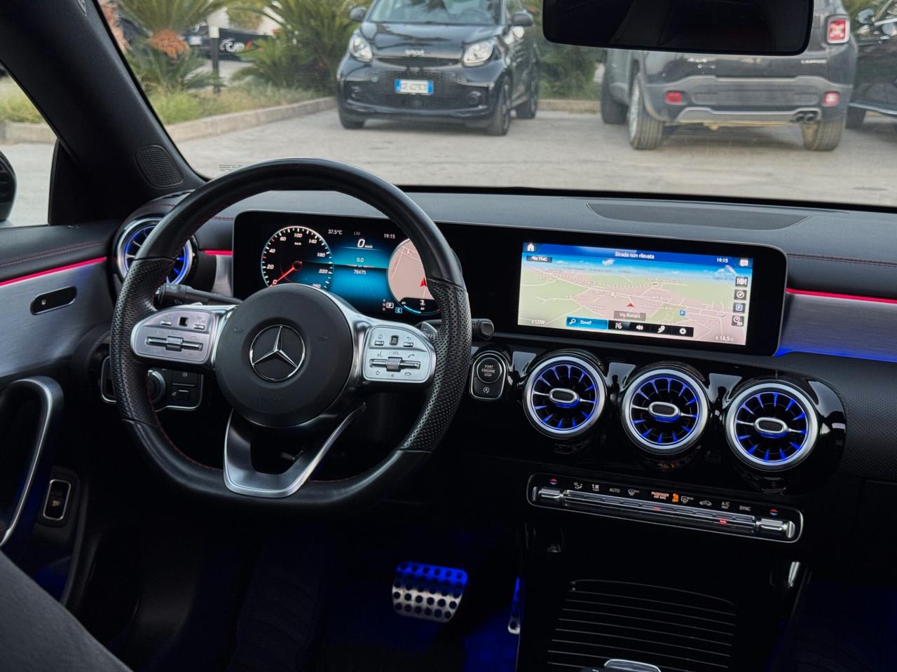 Mercedes-Benz CLA 180 d Premium AMG TETTO