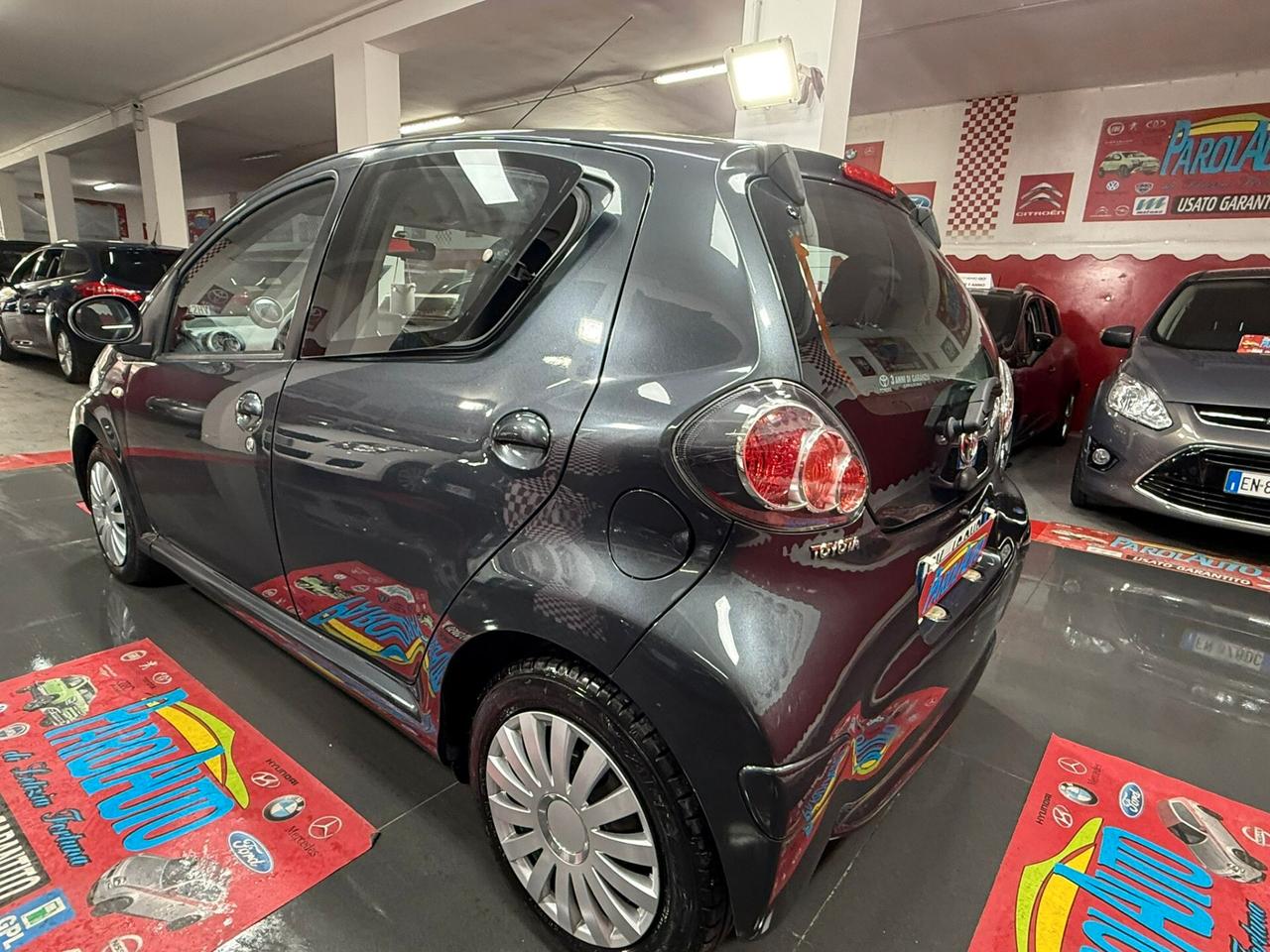 Toyota Aygo 1.0 68cv Connect - 2011