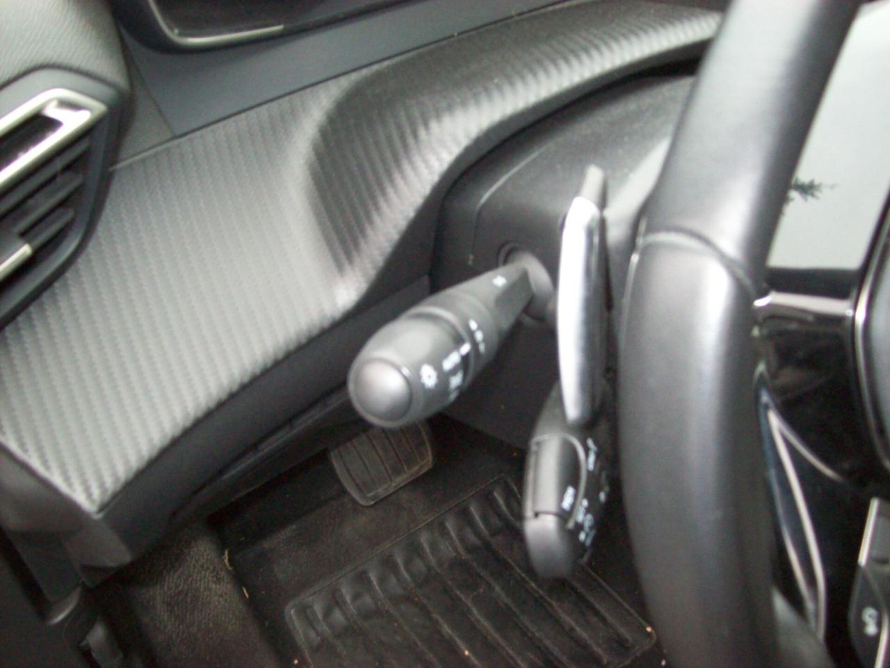Peugeot 2008 PureTech 130 S&S EAT8 Allure