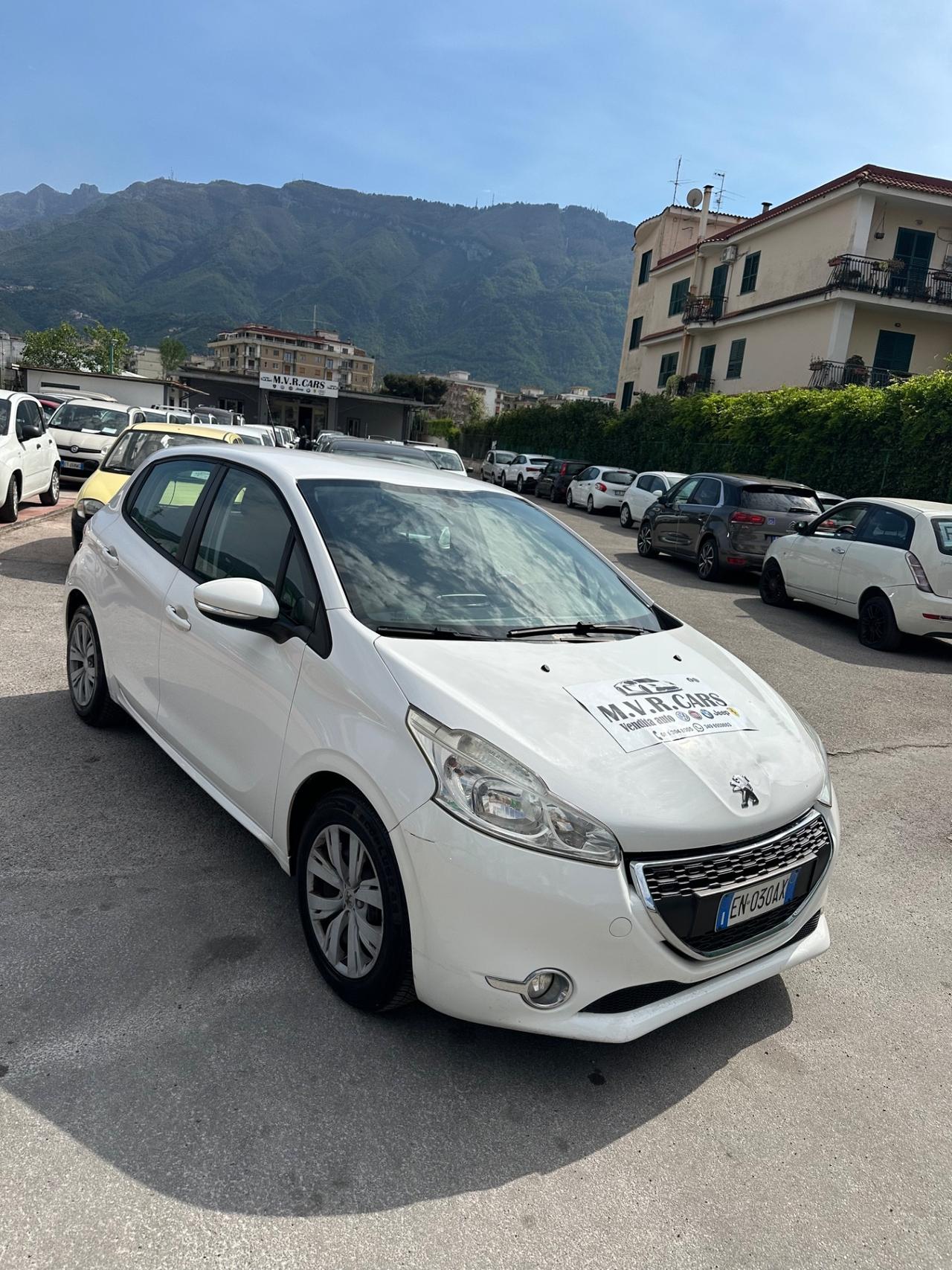 Peugeot 208 1.4 HDi 68 CV 5 porte Access