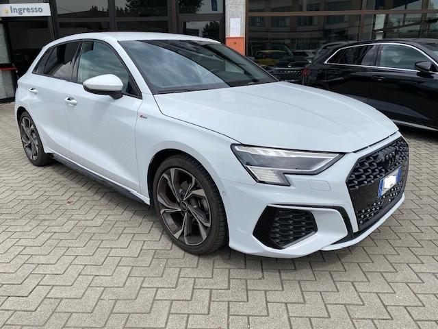 Audi A3 Sportback 35 2.0 tdi S line s-tronic matrix solo 37000km