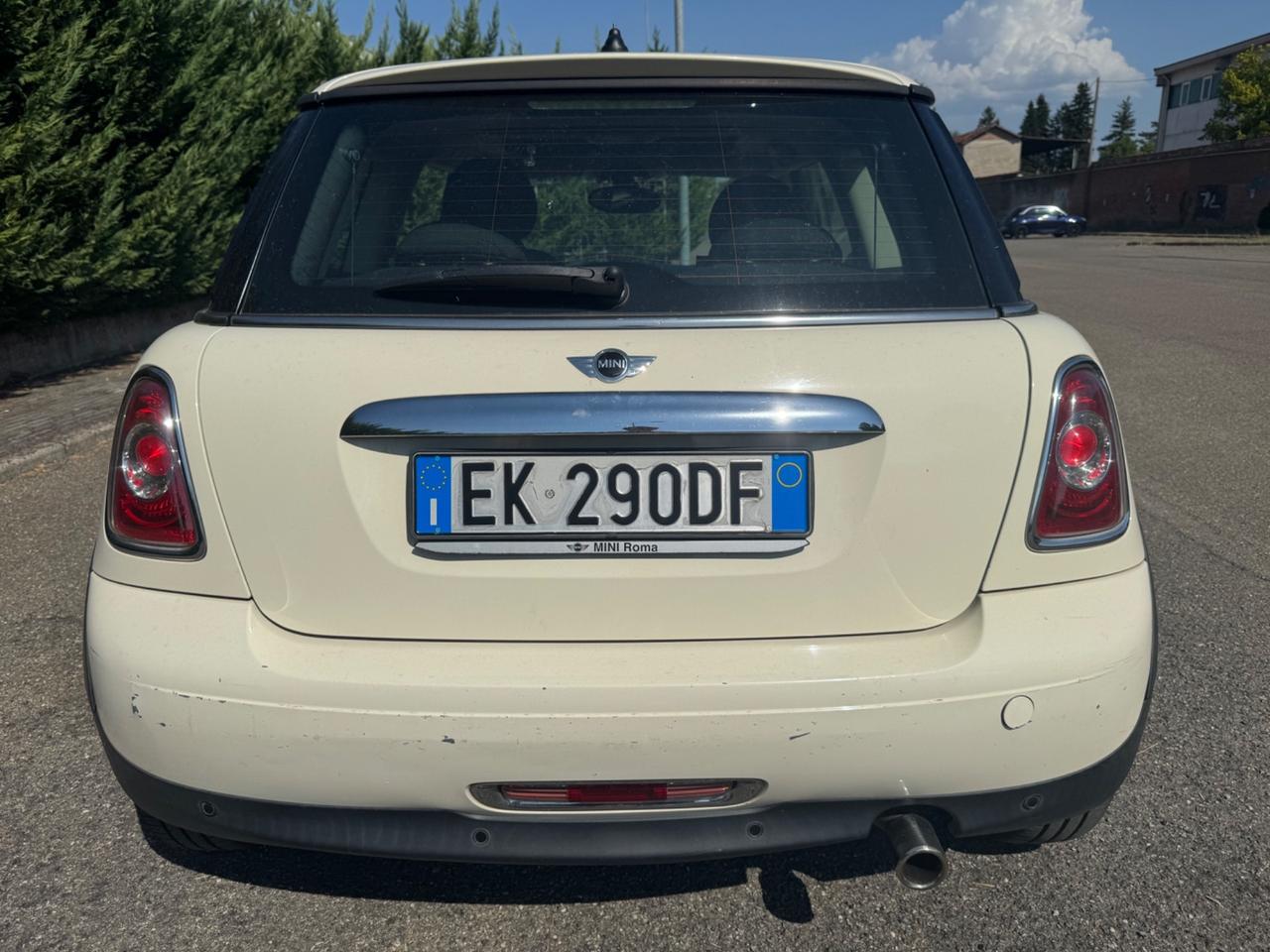 Mini 1.6 16V One (55kW)