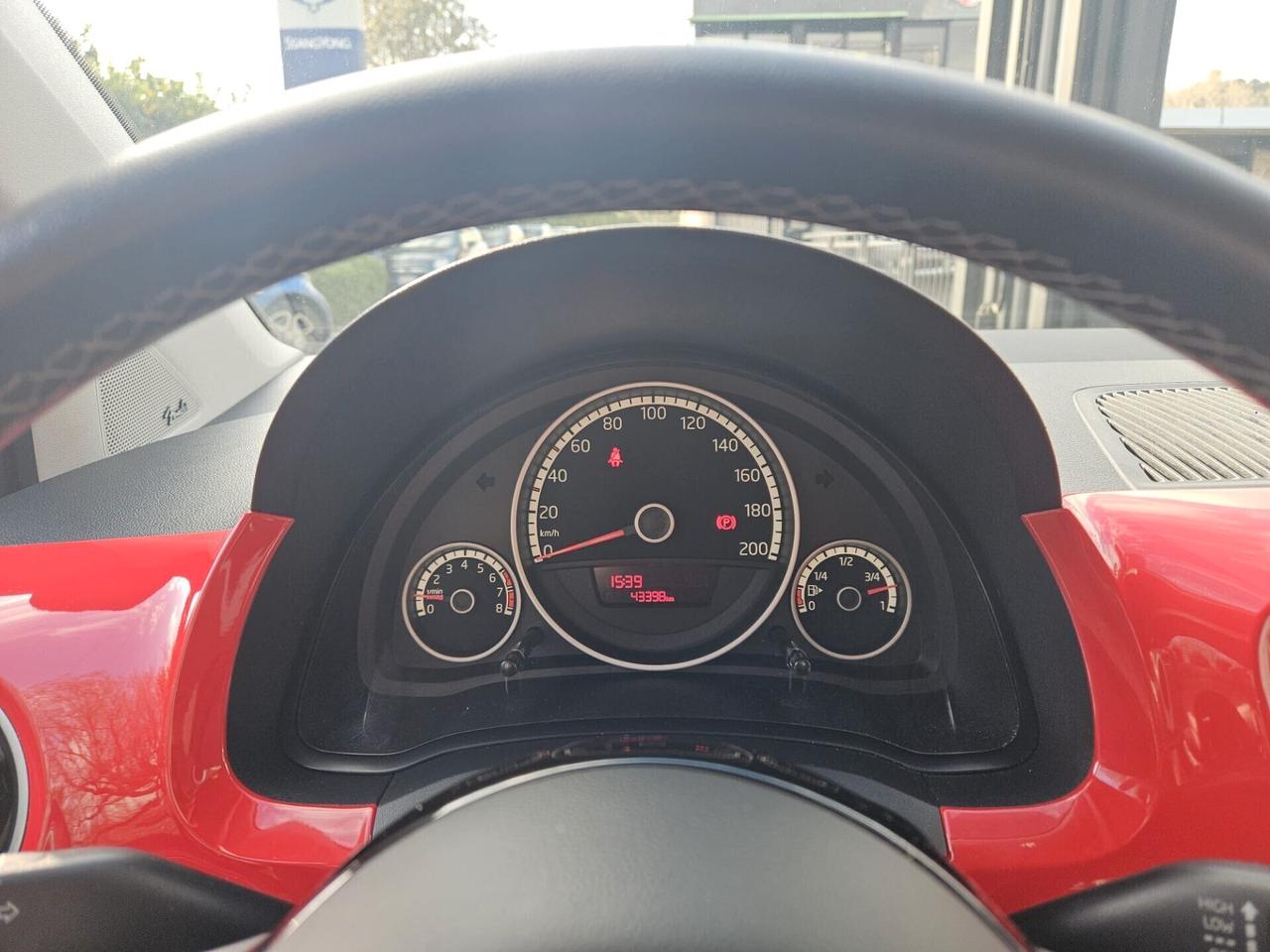 Volkswagen up! 1.0 75 CV 5p. cross up!