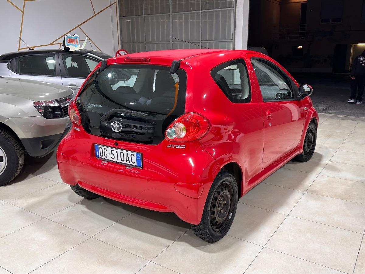 TOYOTA - Aygo - 12V VVT-i 3 porte Now