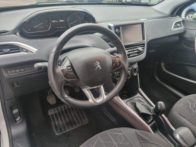 PEUGEOT 2008 BlueHDi 100 Allure