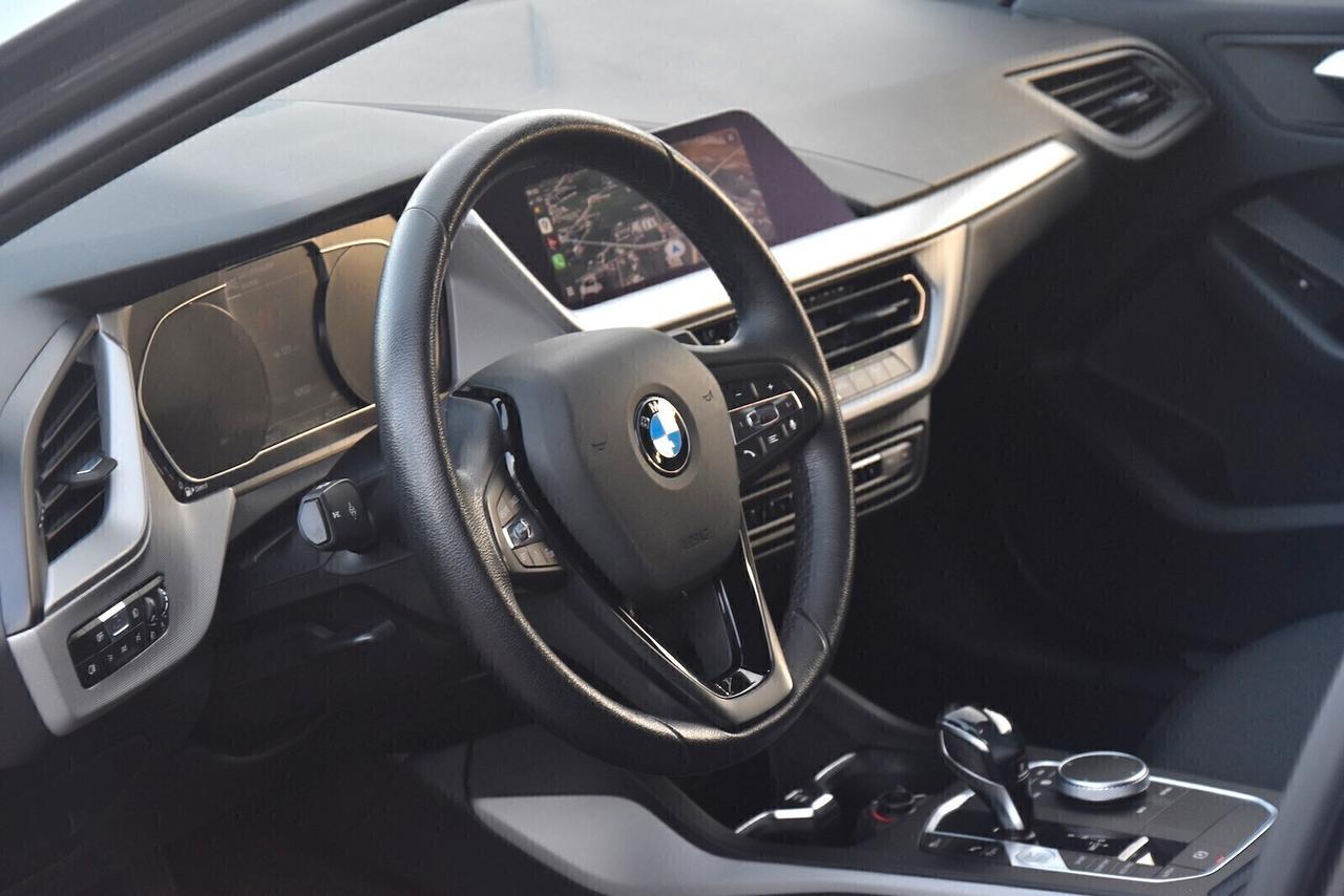 Bmw 116 d 5p. Business Advantage