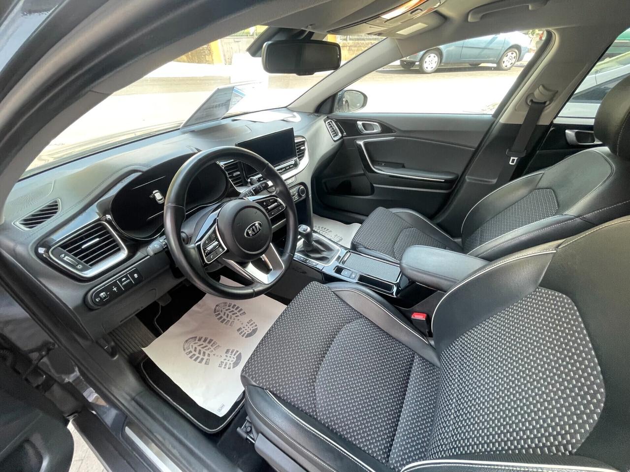 Kia XCeed 1.6 CRDi 136 CV MHEV iMT High Tech