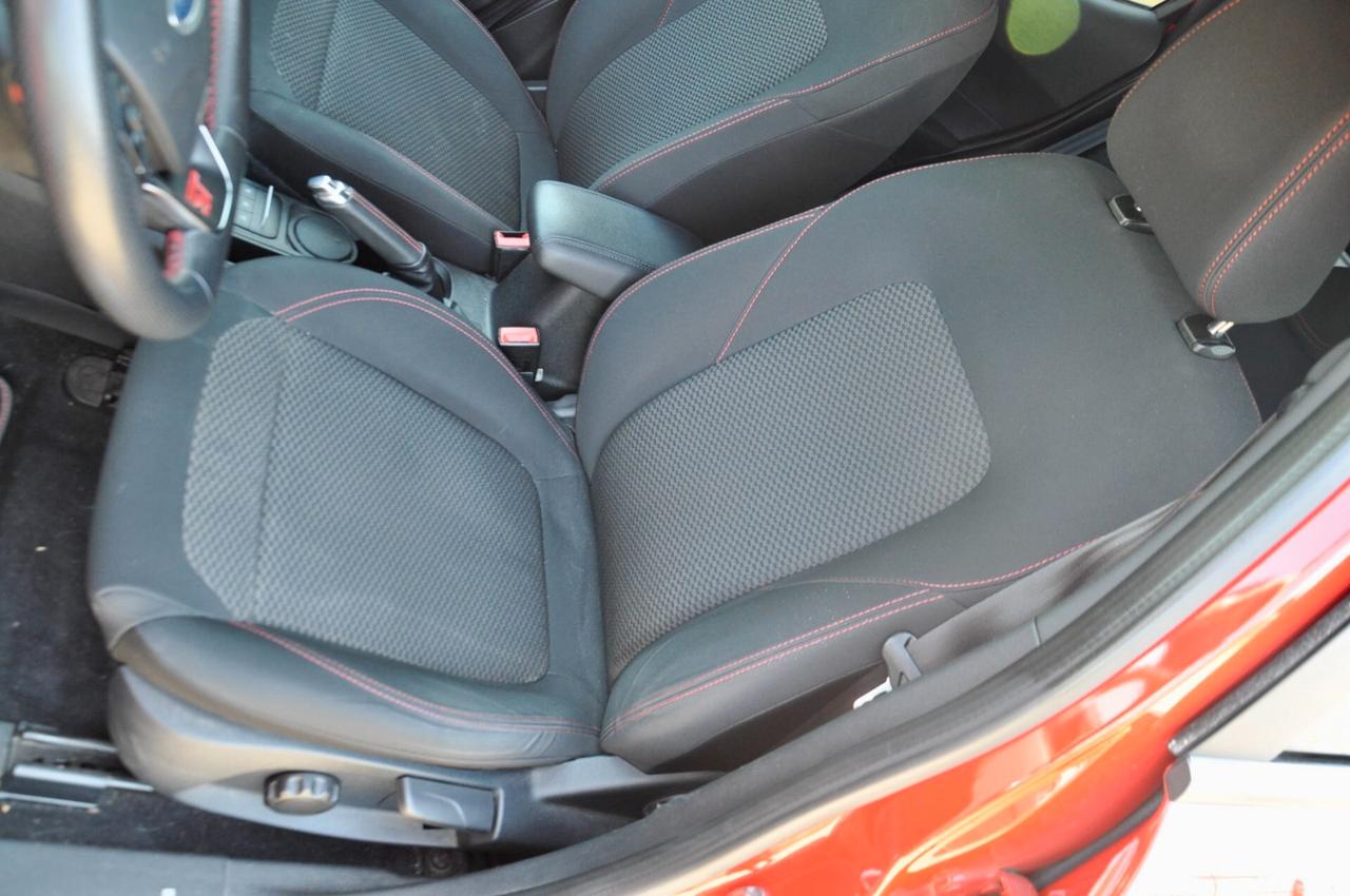 FORD FIESTA 5p 1.0 ECOBOOST ST-LINE 100cv, UNICOPROPRIETARIO, SERVICE FORD, EURO 6D, APPLE ANDROID, 17", PERMUTE