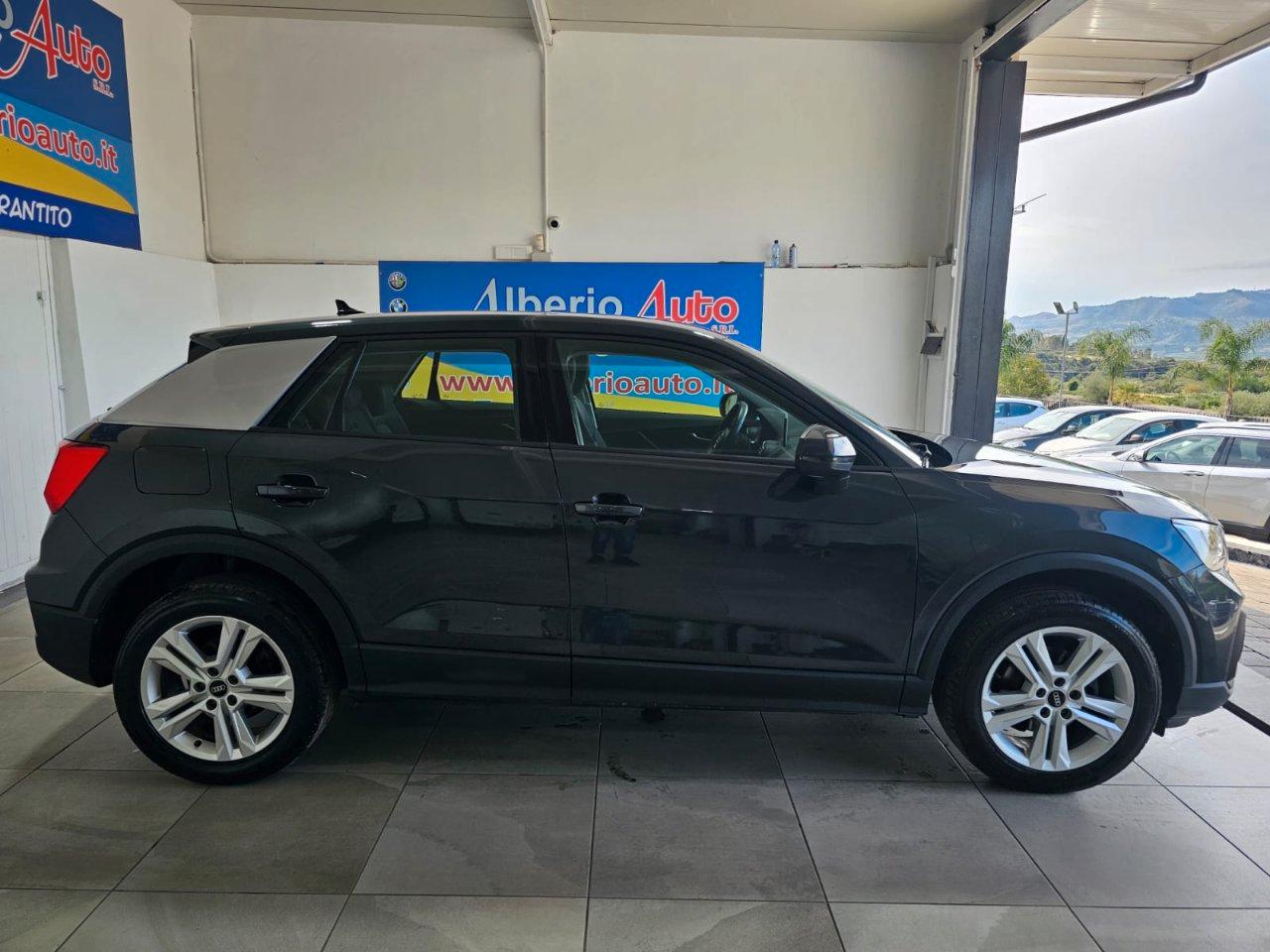 Audi Q2 30 2.0 tdi Business s-tronic