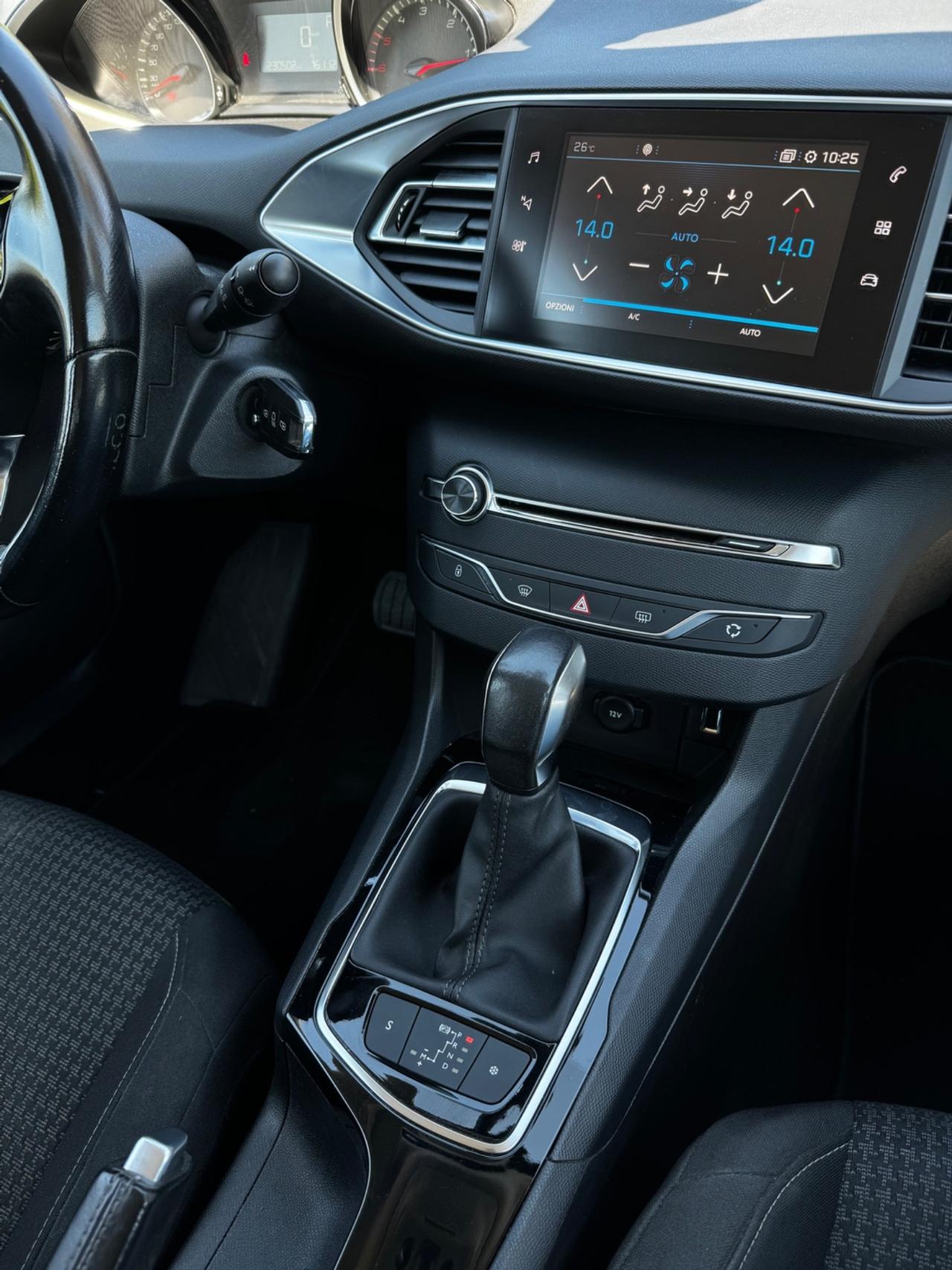 Peugeot 308 BlueHDi 120 S&S EAT6 SW Business