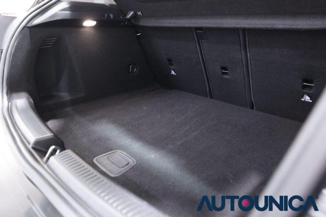 MERCEDES-BENZ A 180 D AUTOMATIC EXECUTIVE PACCHETTO NIGHT FARI LED