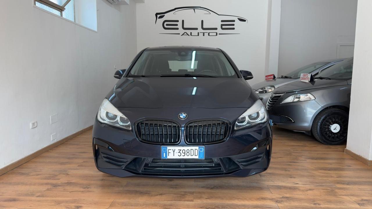 Bmw 2er Active Tourer 220d Advantage aut.