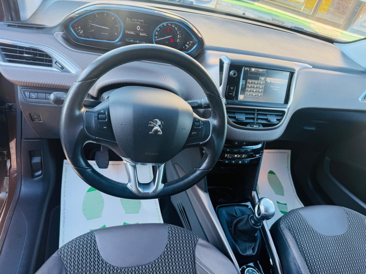 Peugeot 2008 1.6 e-HDi 115 CV Stop&Start Allure