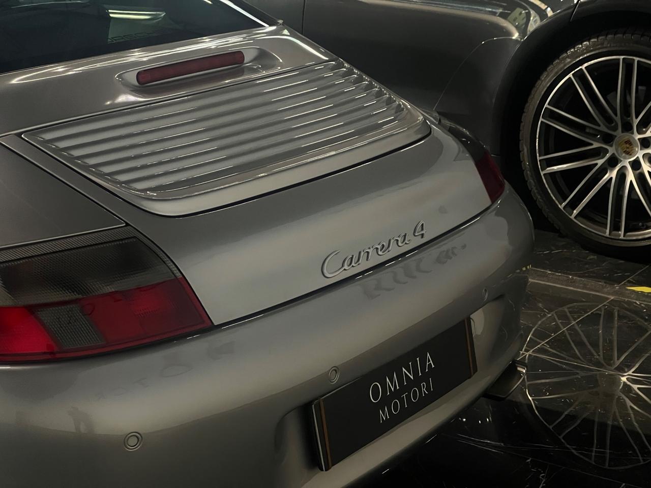 Porsche 911 Carrera 4 Coupé