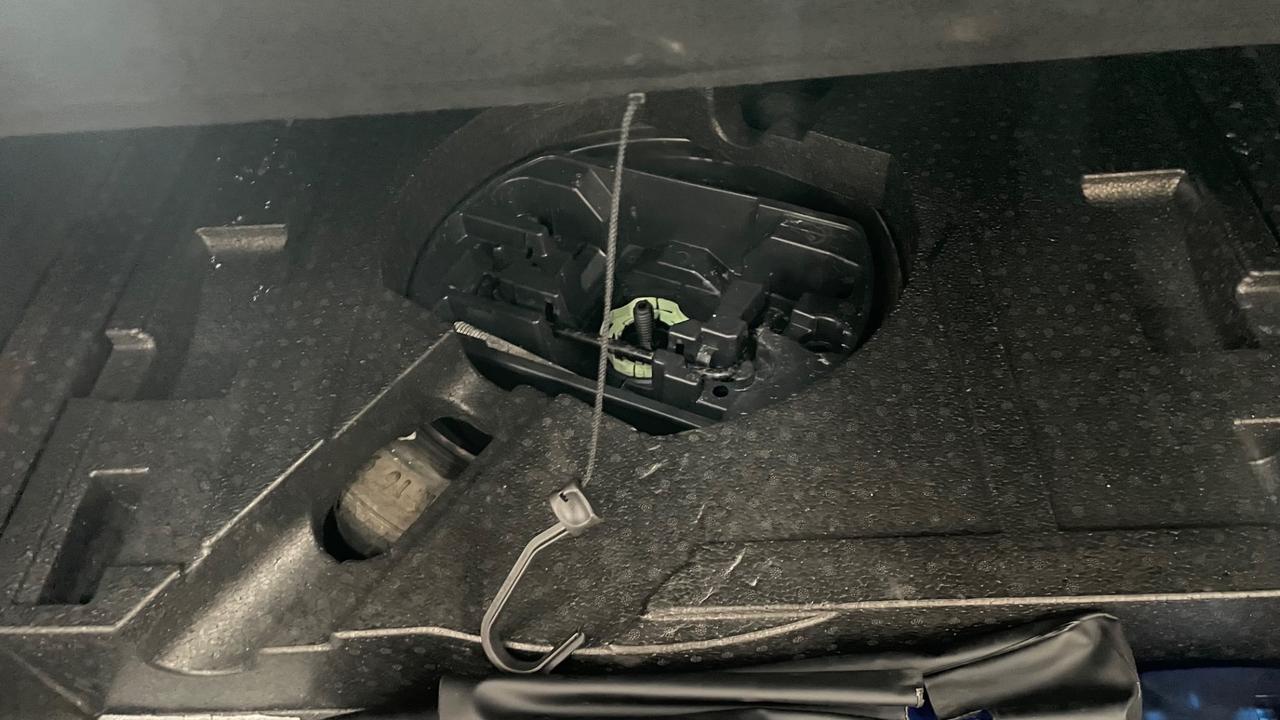 Peugeot 308 BlueHDi 120 S&S EAT6 SW Allure