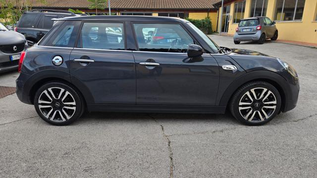 MINI Cooper SD 5 PT AUTOM TETTO PELLE APPLE UNIPRO TAGLIANDI UFF