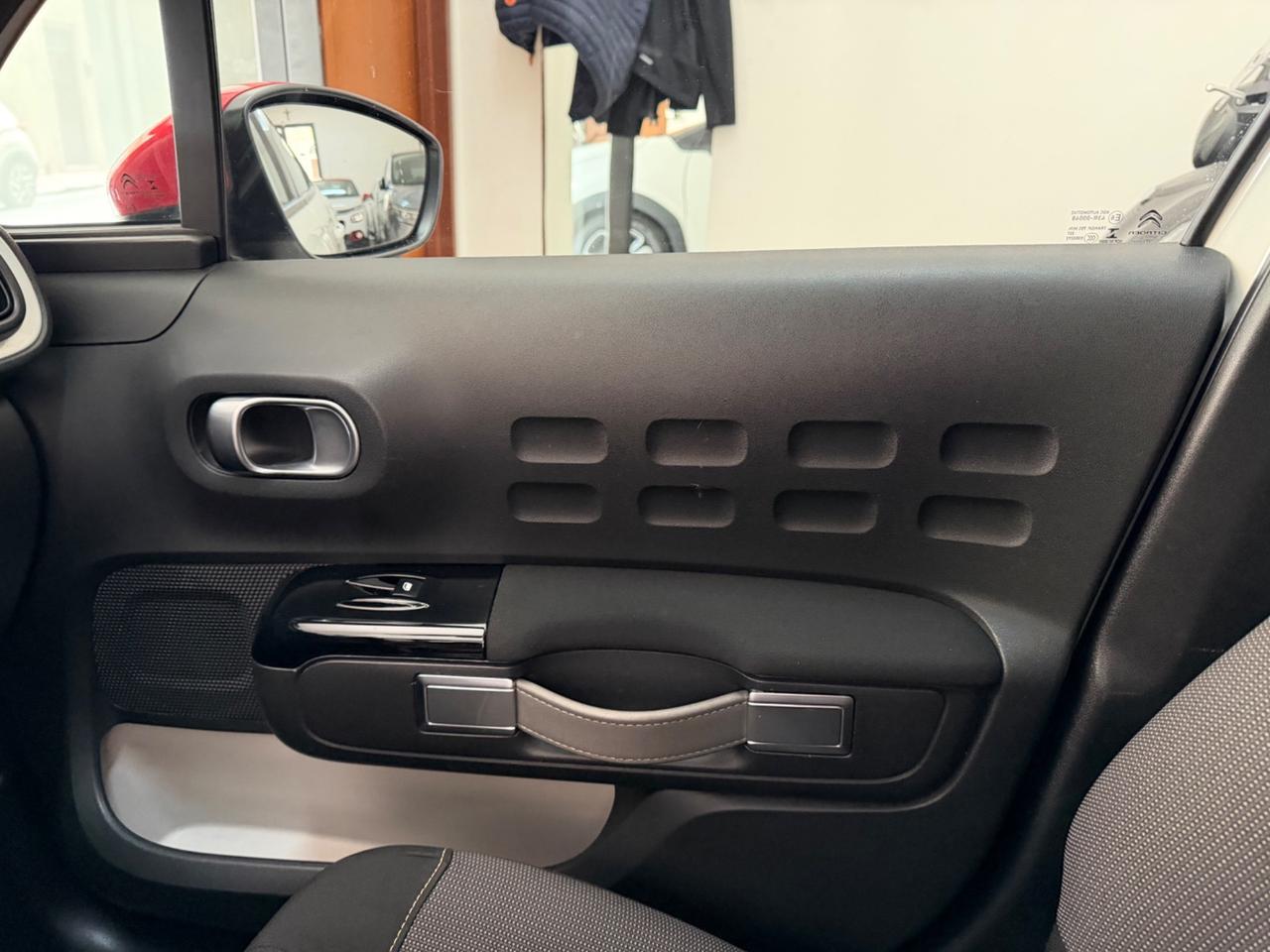 Citroen C3 1.6 BlueHDI 75 CV S&S Shine