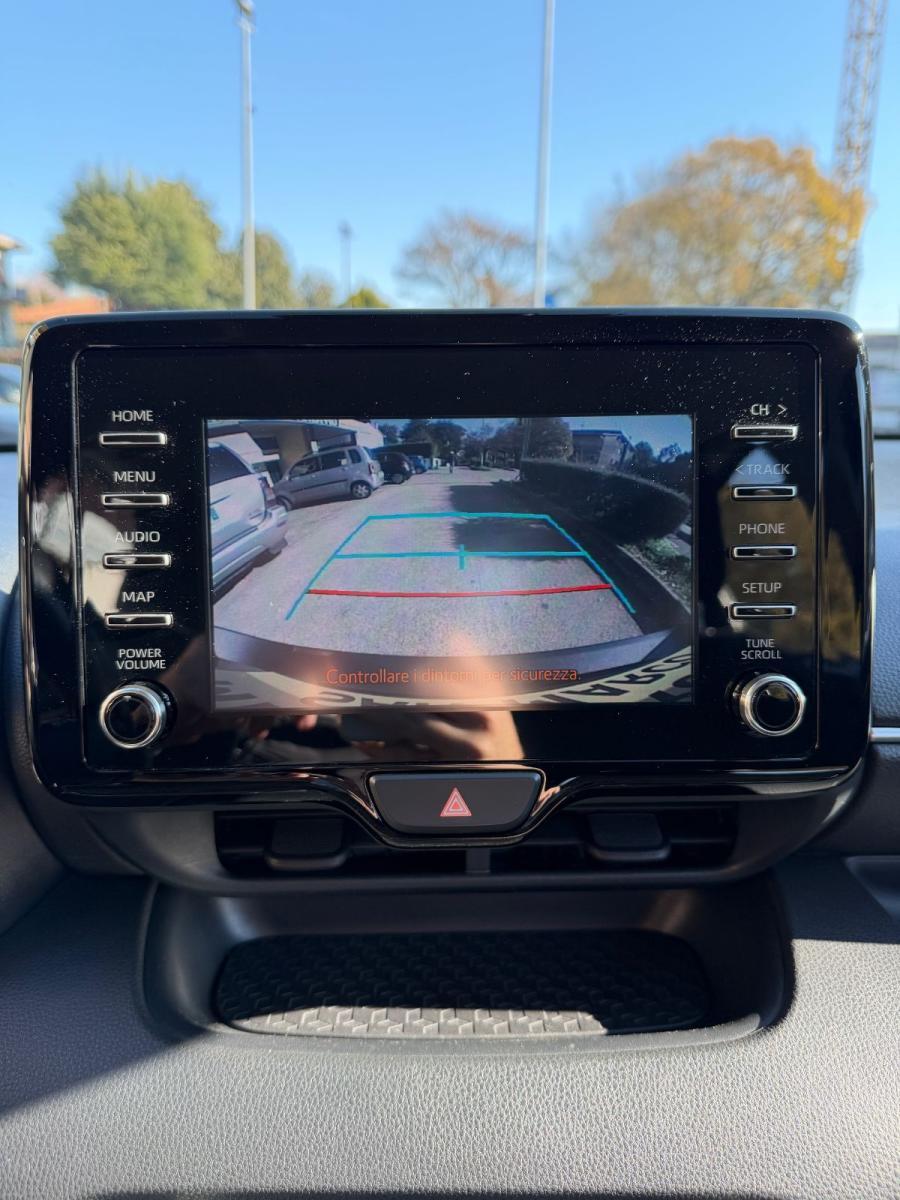 TOYOTA - Yaris - 1.5 Hybrid 5p. E-CVT Busin. *PROMO*