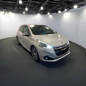 Peugeot 208 12 MESI DI GARANZIA