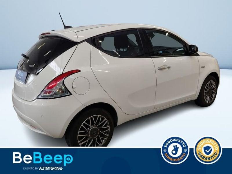 Lancia Ypsilon 1.0 HYBRID GOLD S&S 70CV