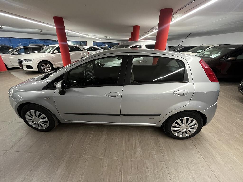 Fiat Grande Punto 1.3 MJT 75 CV 5 porte Dynamic