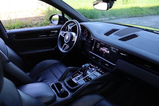 PORSCHE Cayenne 3.0 V6
