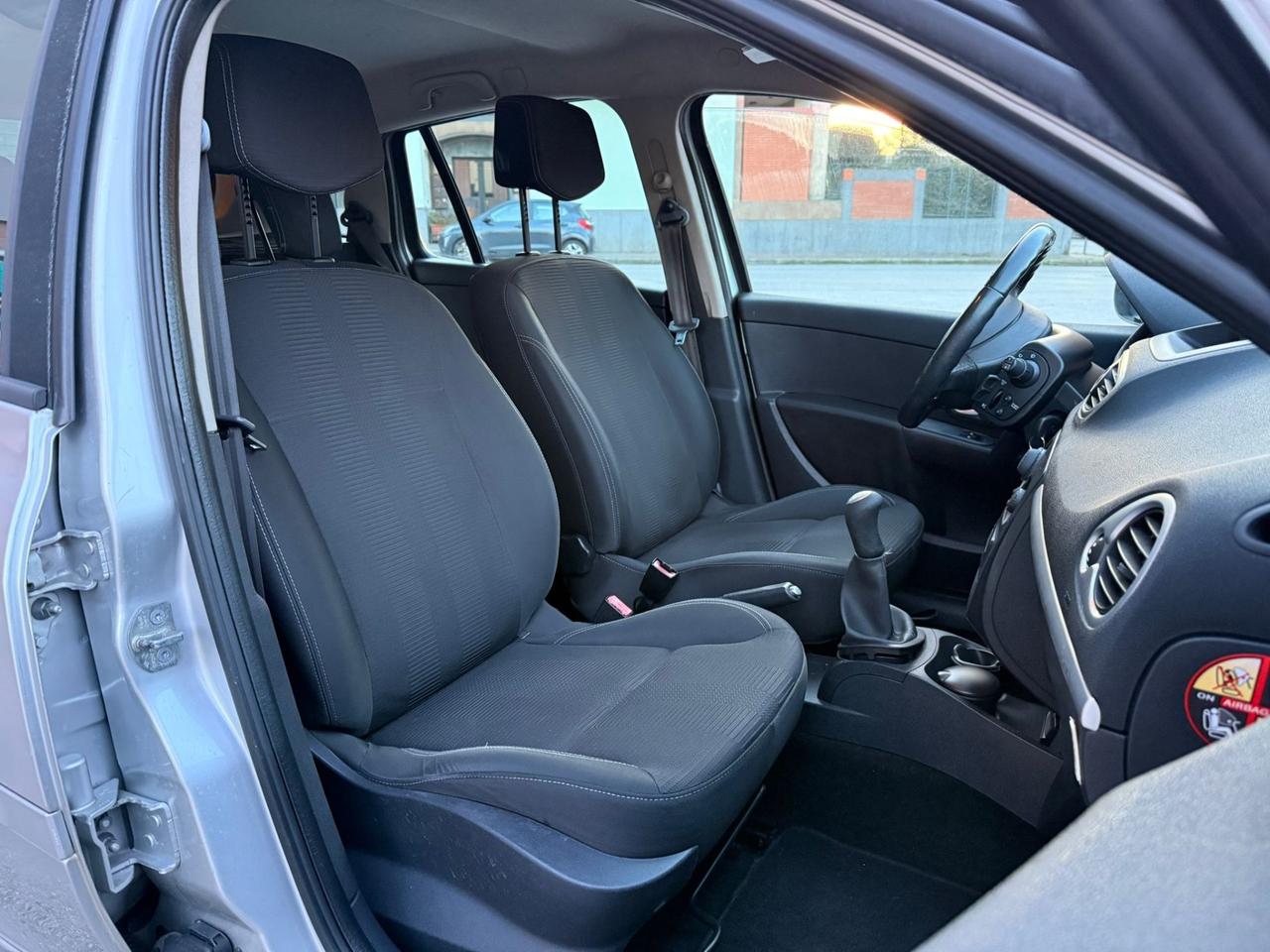 Renault Clio 1.2 16V SporTour