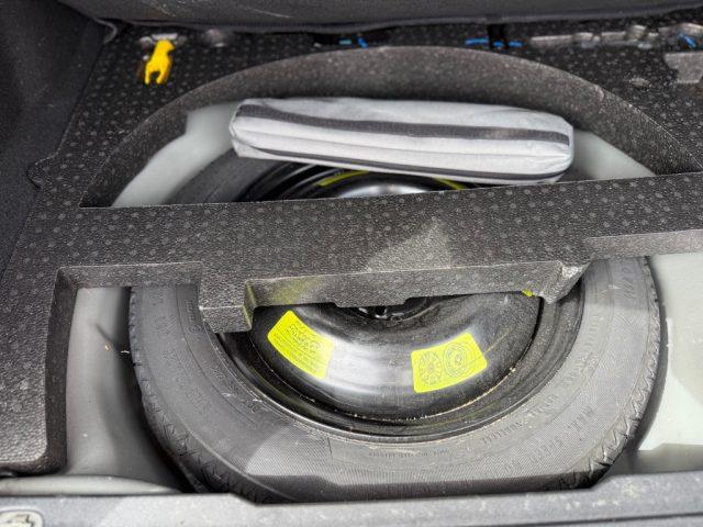 PEUGEOT 2008 BlueHDi 100 Style GARANZIA