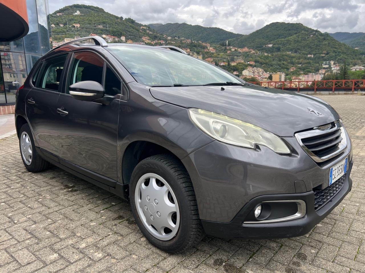 Peugeot 2008 top