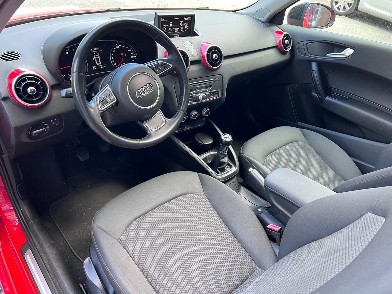 Audi A1 S Line Edition 1.6 TDI TETTO APRIBIL #6606