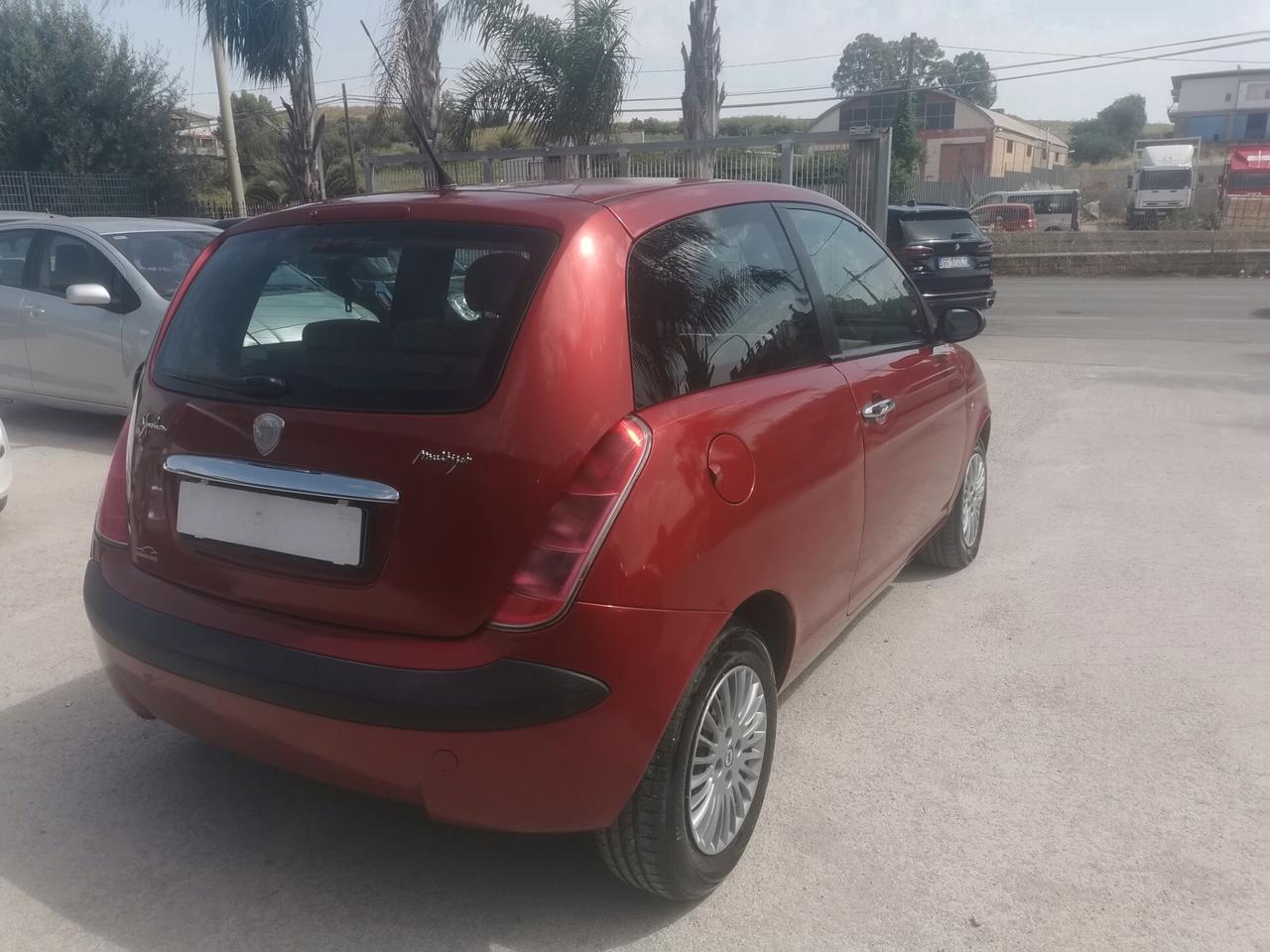 Lancia Ypsilon Multijet 16V Argento 1.3 MJT 70CV 2005