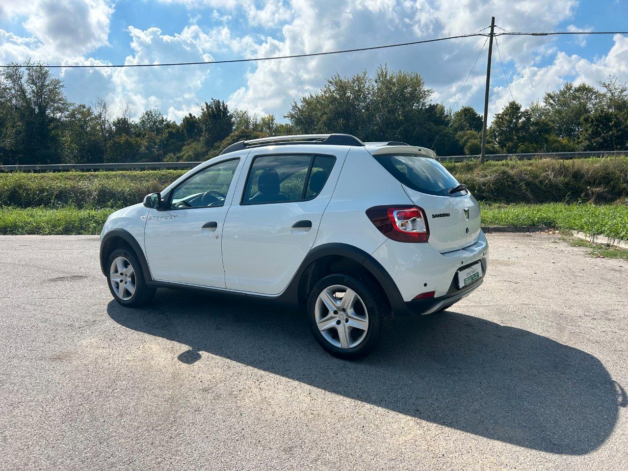 Dacia Sandero Stepway 1.5 dci s&s 90cv auto