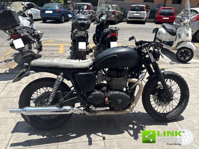TRIUMPH Bonneville T100 black