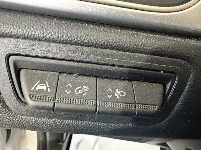 Renault Captur Mild Hybrid 140 CV Intens