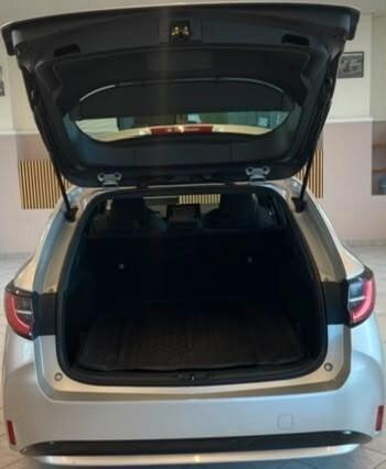 Toyota Corolla Touring Sports 1.8 Hybrid Business