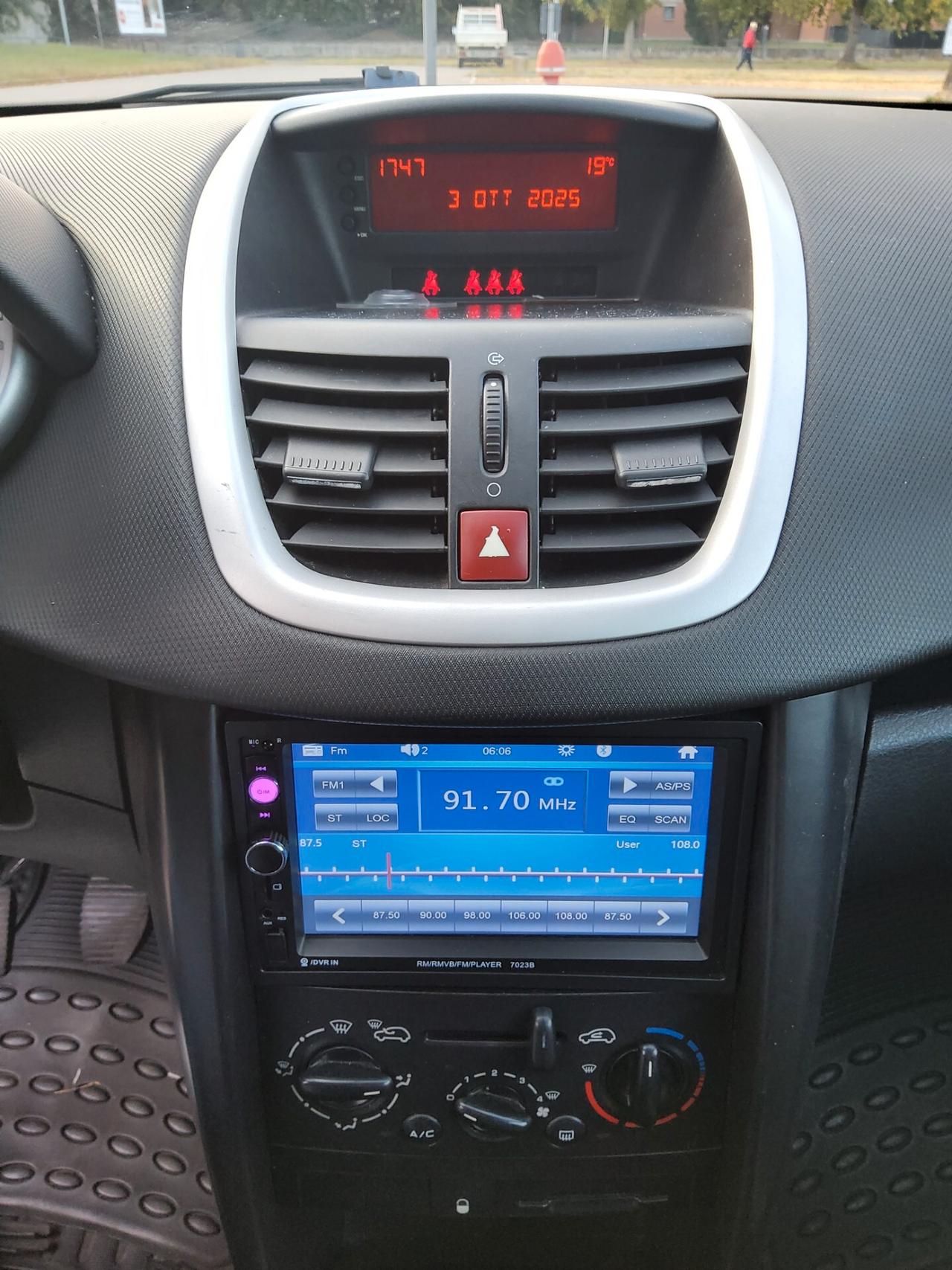 Peugeot 207 1.4 VTI GPL 95CV