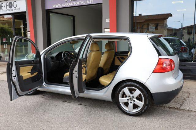 VOLKSWAGEN Golf V 2.0 TDI 5 Porte Sportline LEGGERE DESCRIZIONE E4