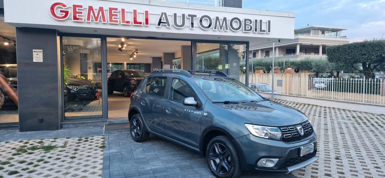 Dacia Sandero Stepway 1.5 DIESEL 90CV 06/17 KM 113000 ITALIANA +NAVI+TELECAMERA