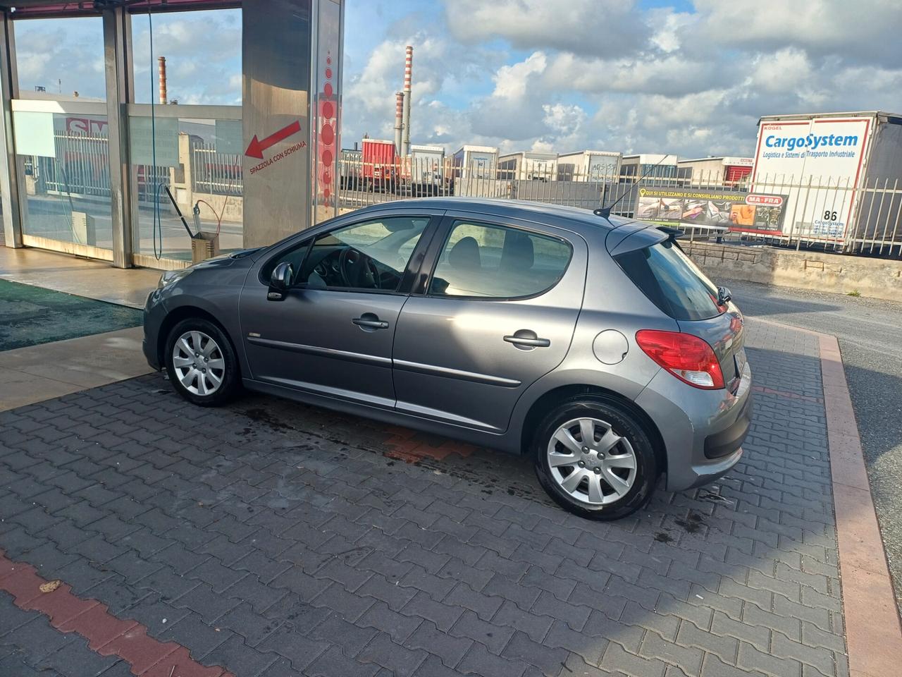 Peugeot 207 1.4 HDi 90CV 5p. Energie Sport 2010