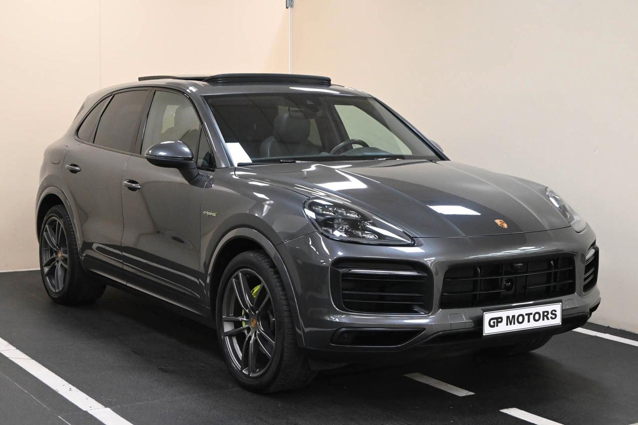 PORSCHE Cayenne 3ªs.'17--> Cayenne 3.0 V6 E-Hy...