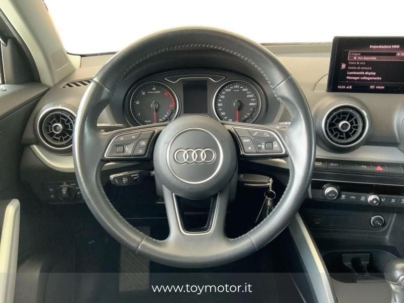 Audi Q2 30 TDI S tronic Identity Black