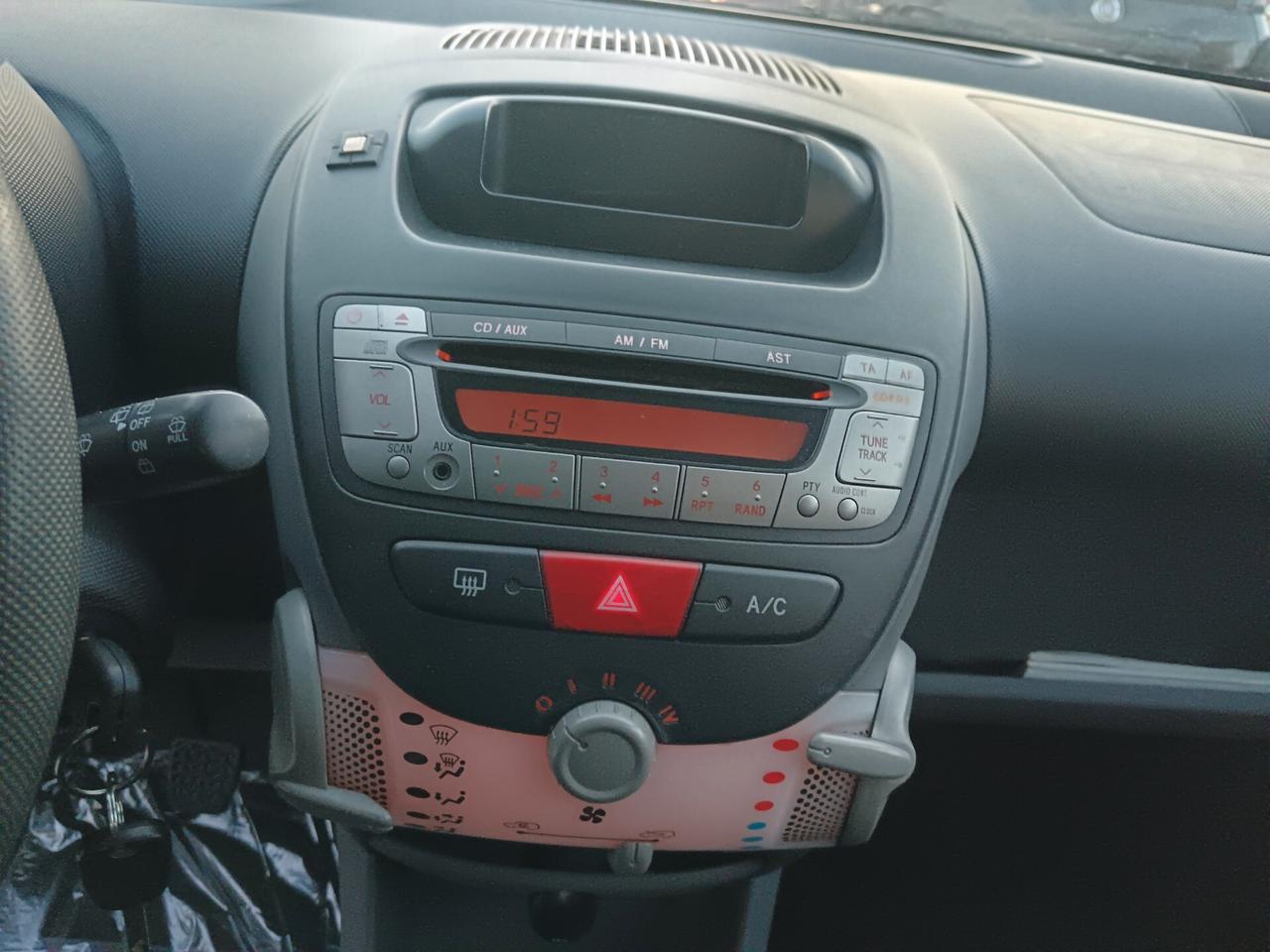 Toyota Aygo 1.0 12V VVT-i 5 porte