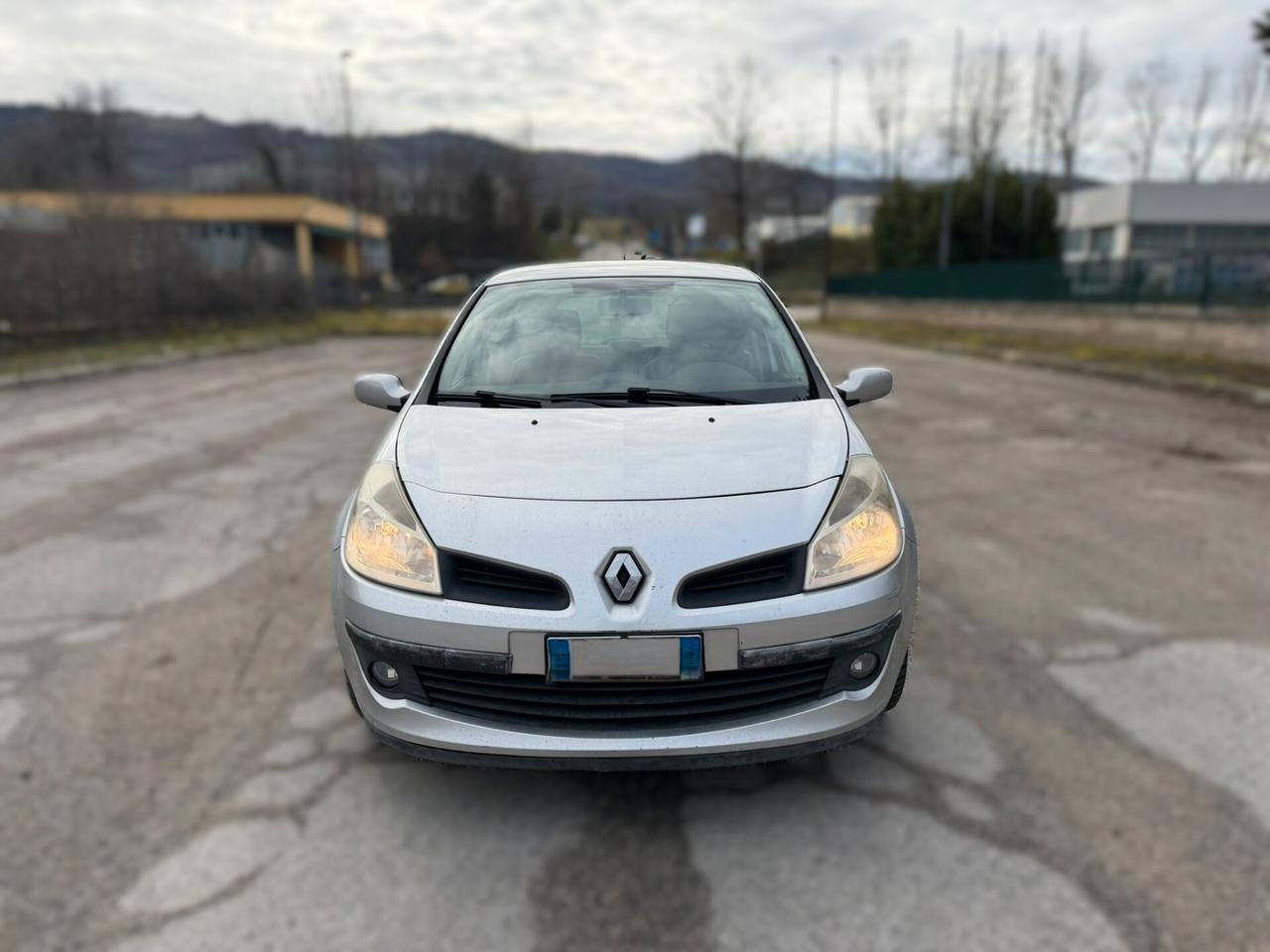 Renault Clio 1.2 16V 5 porte Le Iene