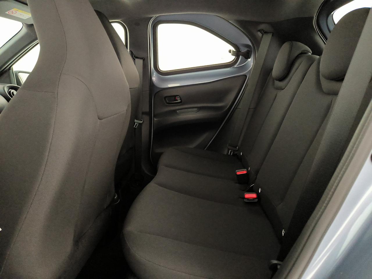 Toyota Aygo x 1.0 active 72cv s-cvt