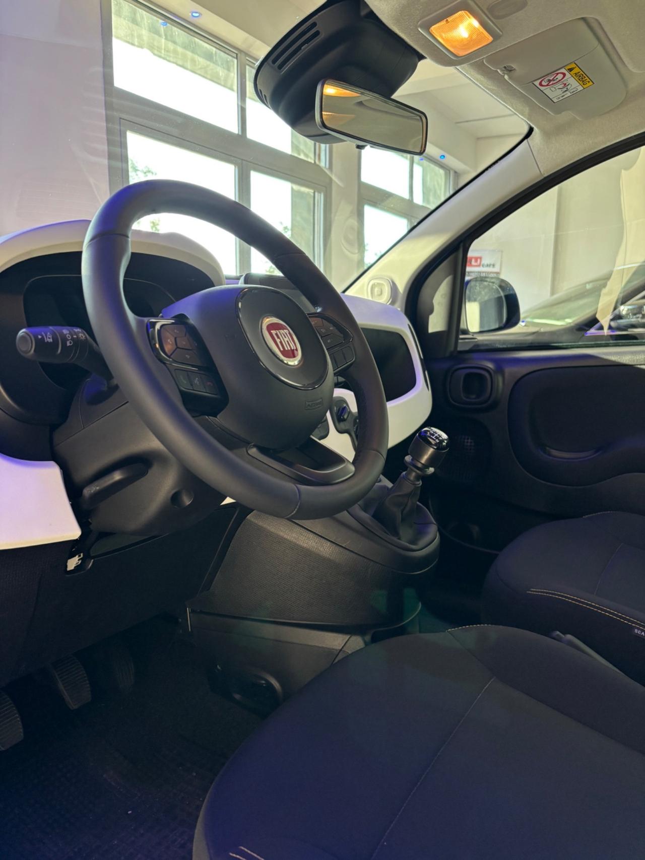 Fiat Panda 1.0 FireFly S&S Hybrid Pandina