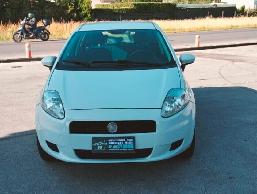 Fiat Grande Punto Grande Punto 1.4 Neopatentati Natural Power 2010