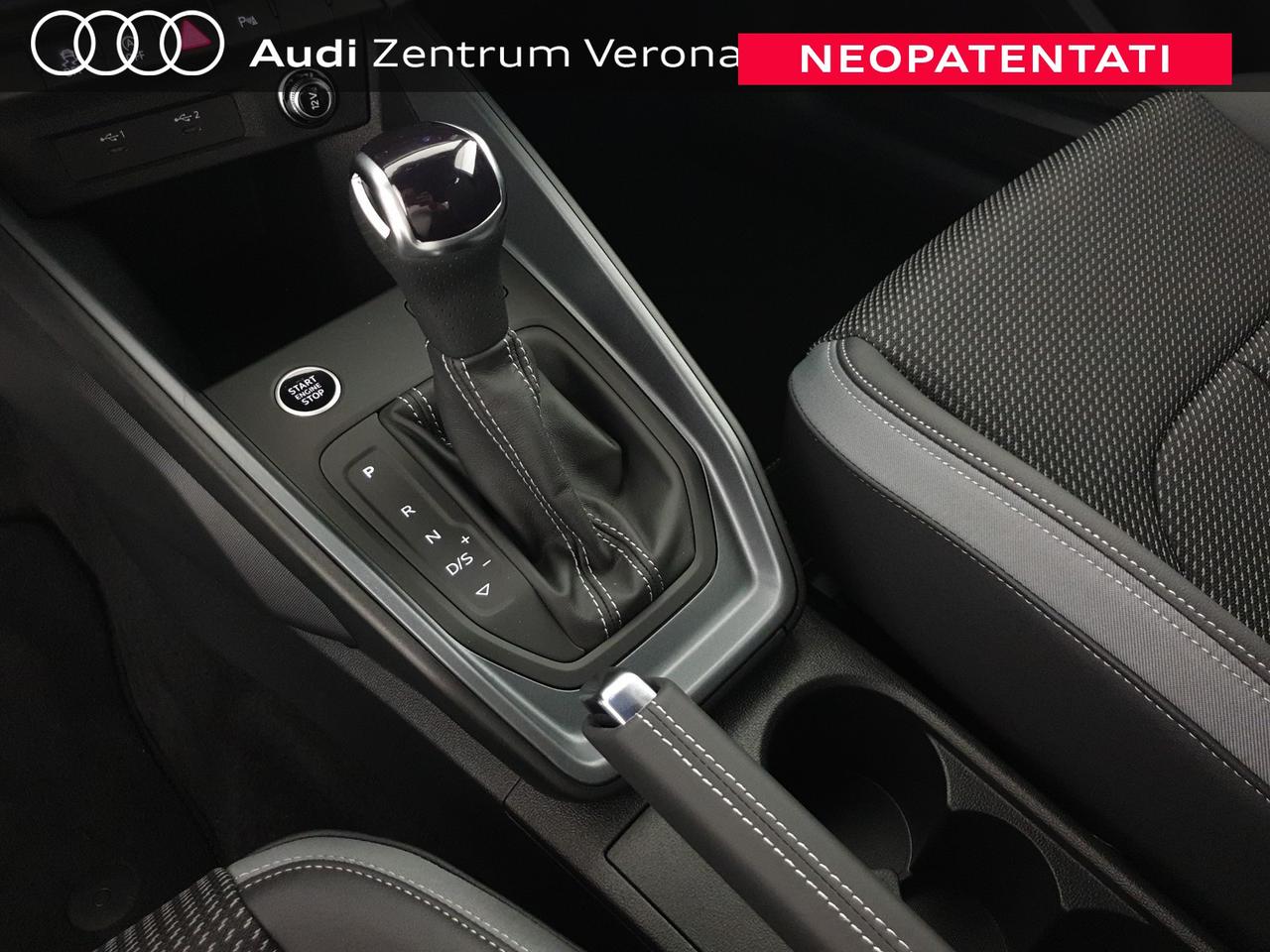 Allstreet 30TFSI 116CV S tronic Identity Contrast