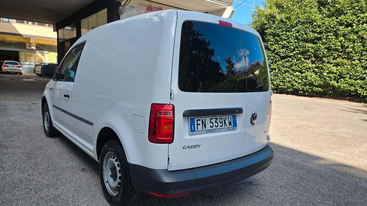 Volkswagen Caddy 2.0 TDI 102 CV Highline 2Posti