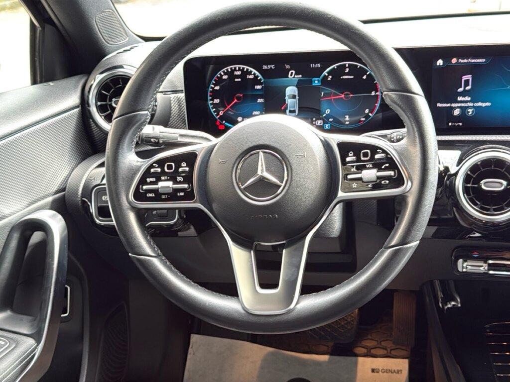 Mercedes Classe A 200 200 D Sport 8G-DCT