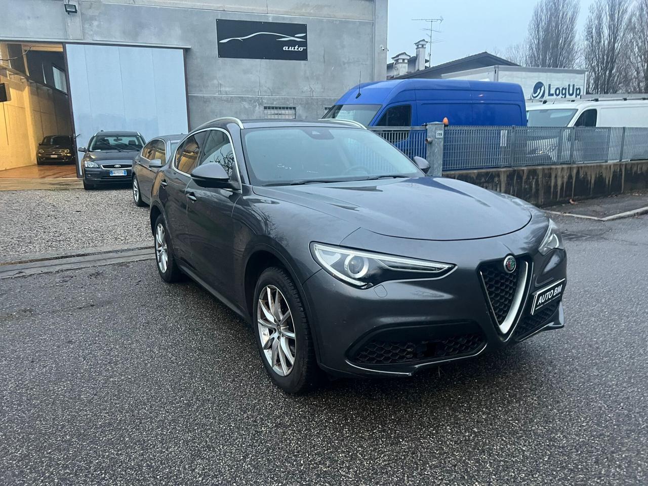Alfa Romeo Stelvio 2.0 Turbo 200 CV AT8 Q4 Executive